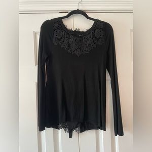 🔥NWT🔥 White House Black Market black women’s size small top